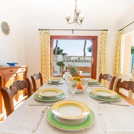 Abahana Villas Dorothea Villa